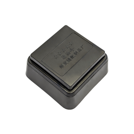 Tabletop Edge Dye Roller closed with lid