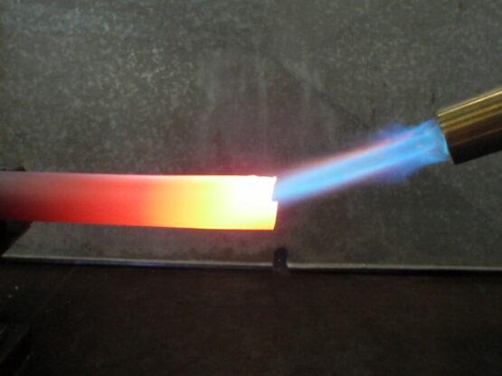 Melting copper and brass with compressed air and propane