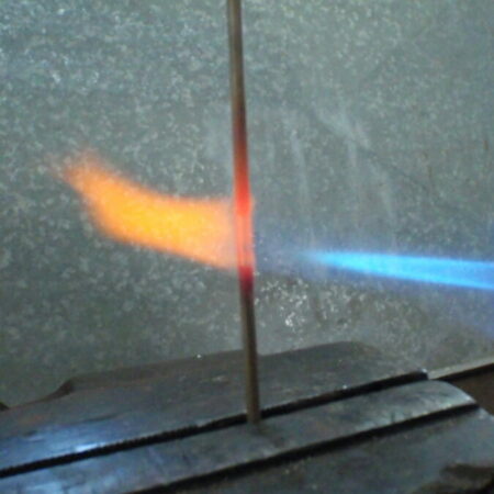 Melting copper and brass with compressed air and propane